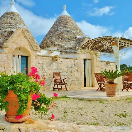 Ξενοδοχείο με διαμερίσματα Trulli Vules