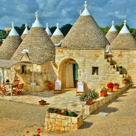 Trulli Vules Ξενοδοχείο με διαμερίσματα 3*