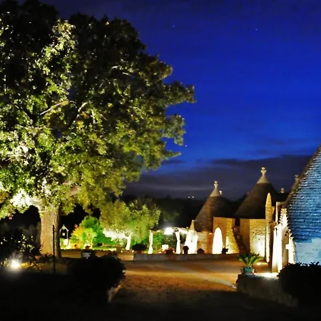 Trulli Vules 公寓式酒店 奥斯图尼