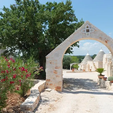 Trulli Vules Aparthotel Ostuni