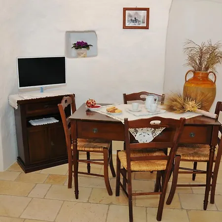 Trulli Vules Aparthotel