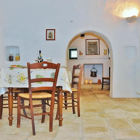 Trulli Vules 公寓式酒店