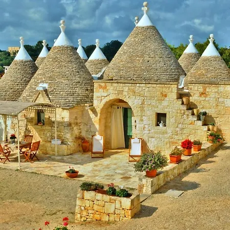 Trulli Vules Aparthotel *