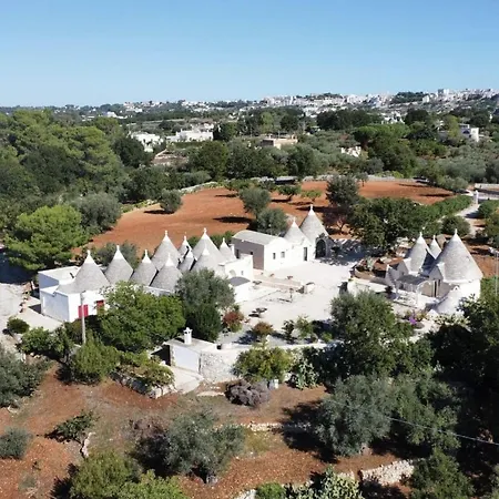 アパートホテル Trulli Vules 3*