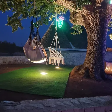 Trulli Vules アパートホテル オストゥーニ