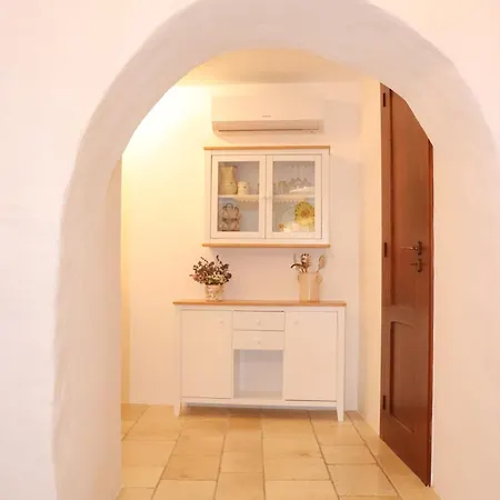 Trulli Vules Aparthotel 3*